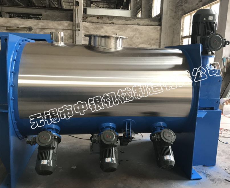 無錫中銀2000L螺帶混合機(jī)成功發(fā)往遼寧